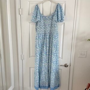Vineyard Vines Light Blue and White Patterned Maxi Dress